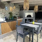 Maison Bord De *
