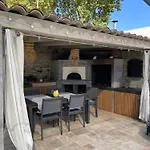 Maison Bord De