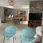 Maison Bord De 펜션 *