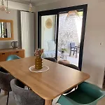 Maison Bord De 펜션 생시르쉬르메르