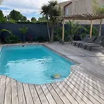 Maison Bord De